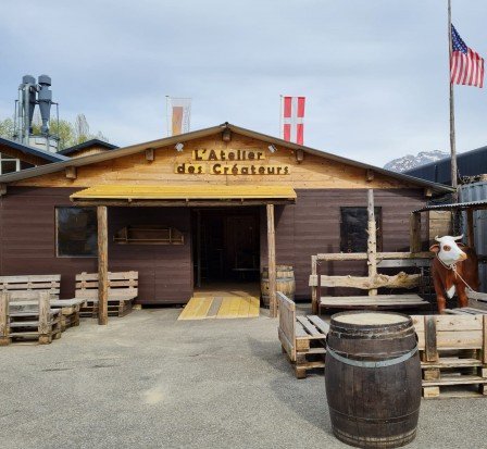 Atelier_des_createurs_-_marche_de_la_Seiche_-_Sevrier__lac_Annecy__1_.jpg, avr. 2021 Atelier_des_createurs_-_marche_de_la_Seiche_-_Sevrier__lac_Annecy__1_.jpg